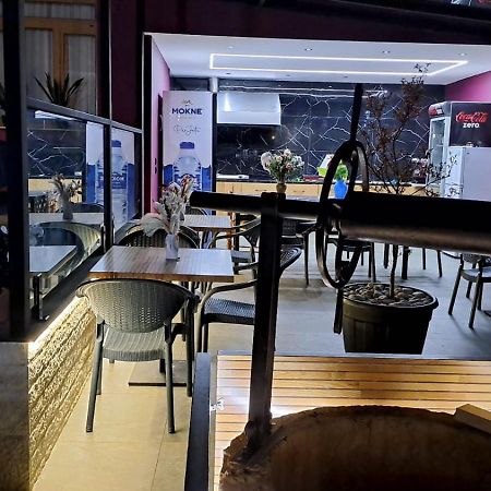 Mon Ami Boutique Hotel Shkoder Exterior photo